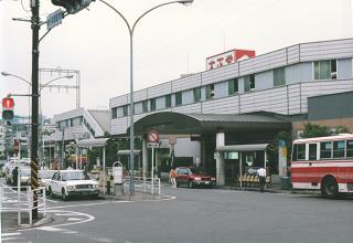 [駅舎の画像]