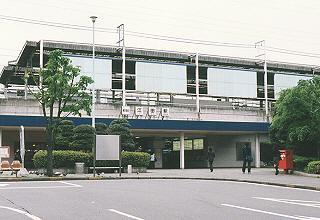 [駅舎の画像]